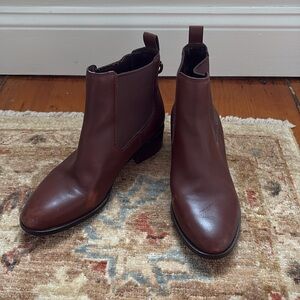 Cole Haan Chelsea Ankle boot size 8.5